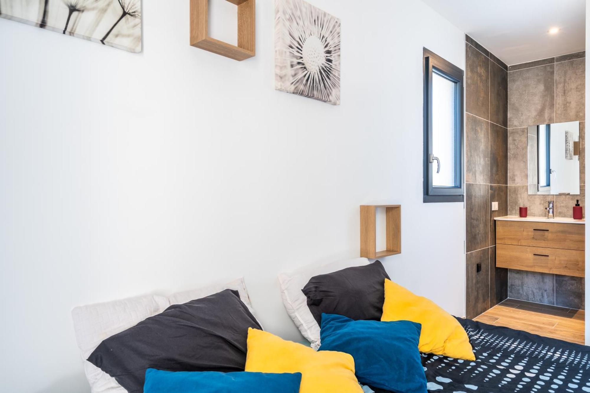 Superbe Villa Climatisee Connaux Extérieur photo